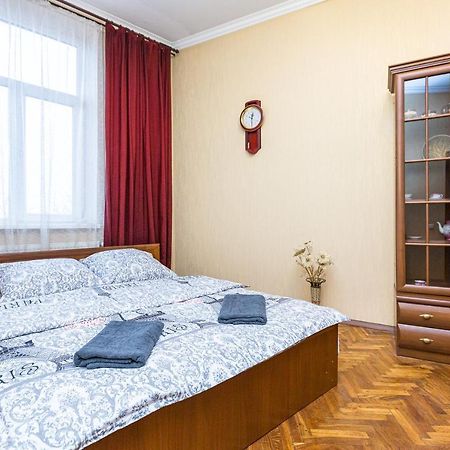Квартира У Місті Львові На Вулиці Пильникарська 10 Lviv Exterior foto