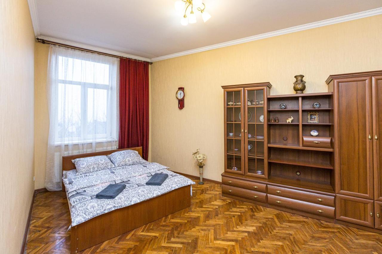 Квартира У Місті Львові На Вулиці Пильникарська 10 Lviv Exterior foto