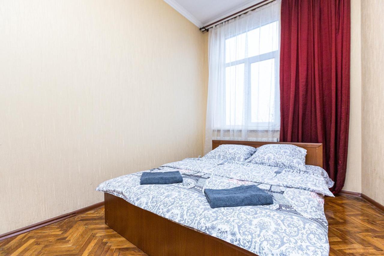 Квартира У Місті Львові На Вулиці Пильникарська 10 Lviv Exterior foto